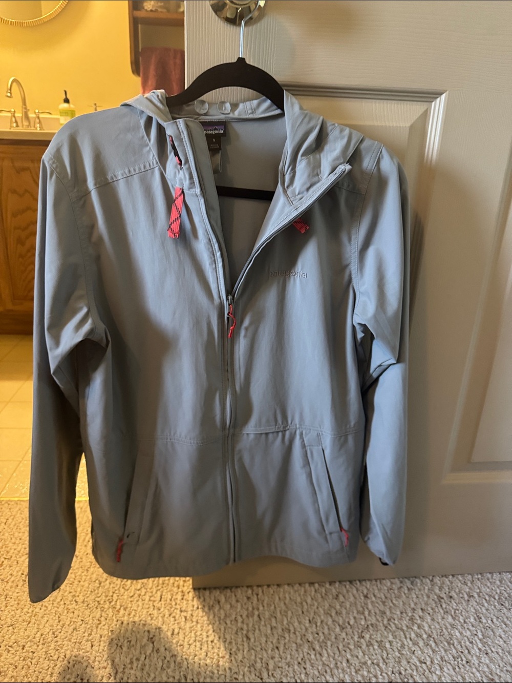 Patagonia Light Gray Softshell Jacket with Pink Accents